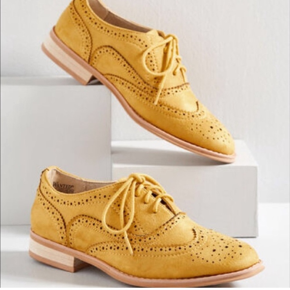 ModCloth Talking Picture Oxford Flat Yellow